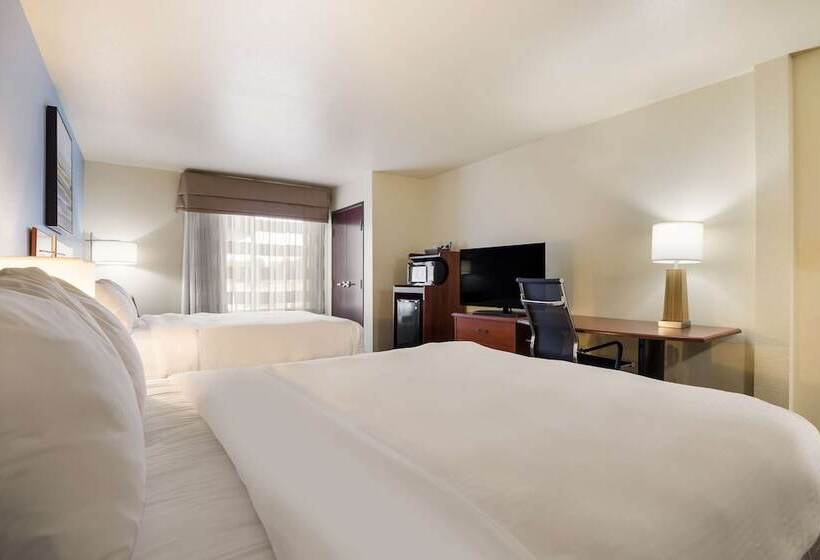 בית מלון כפרי Best Western Coffeyville Central Business District Inn And Suites