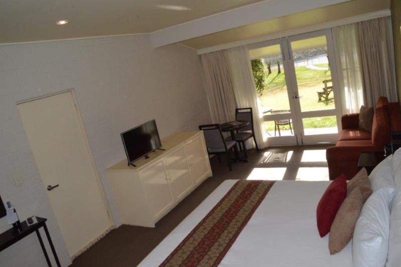 בית מלון כפרי Briars Country Lodge