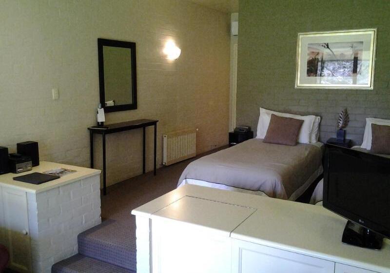 בית מלון כפרי Briars Country Lodge