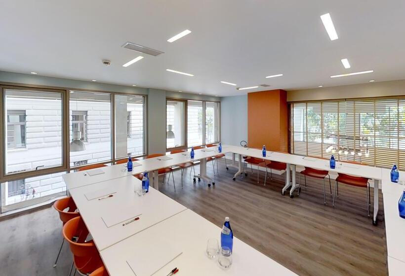 Brown Kubic, A Member Of Brown Hotels