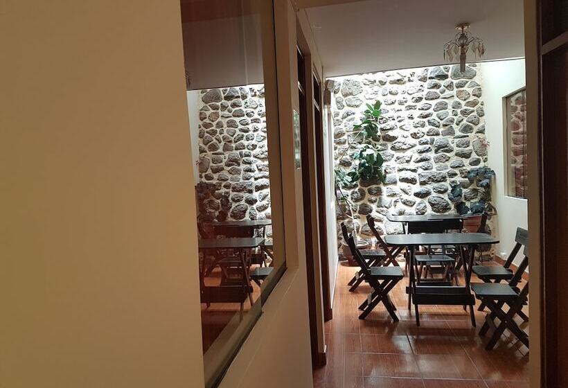 Отель Casa Encuentro San Blas