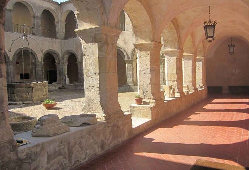 酒店 Castello Di Altomonte