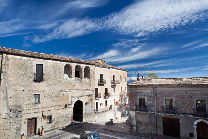 酒店 Castello Di Altomonte