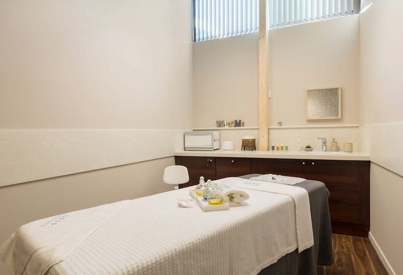 Отель Center Parcs Les Trois Forêts