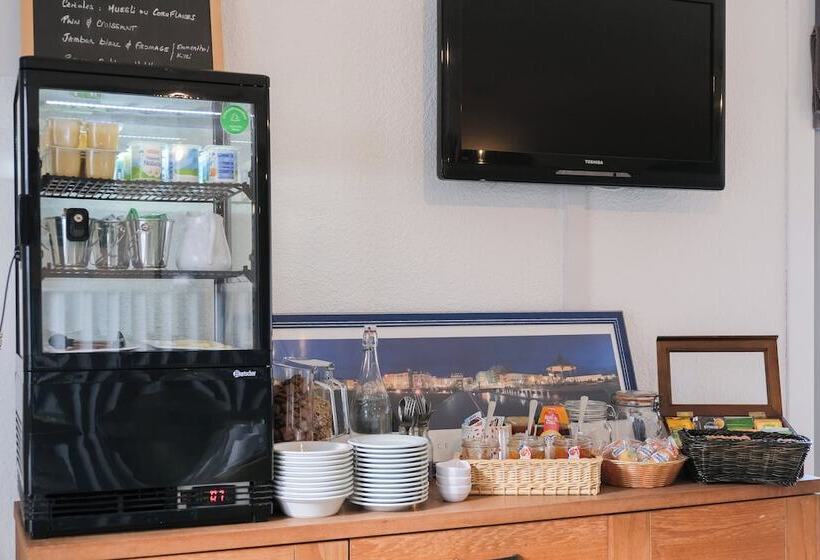 Отель Coté Sud