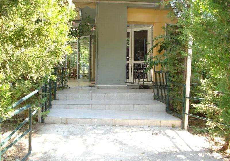 בית מלון כפרי Cybele Pefki