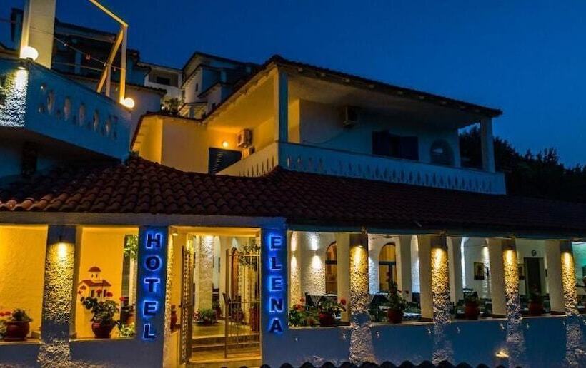 ホテル Elena
