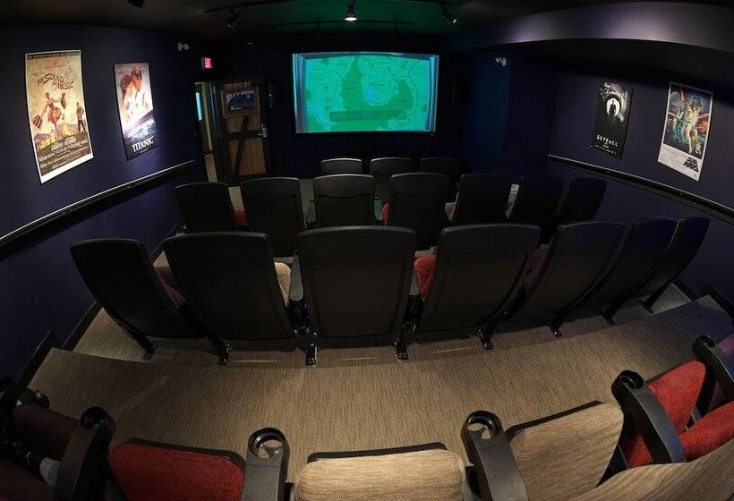 فندق Hilton Grand Vacations Club Blue Mountain Canada