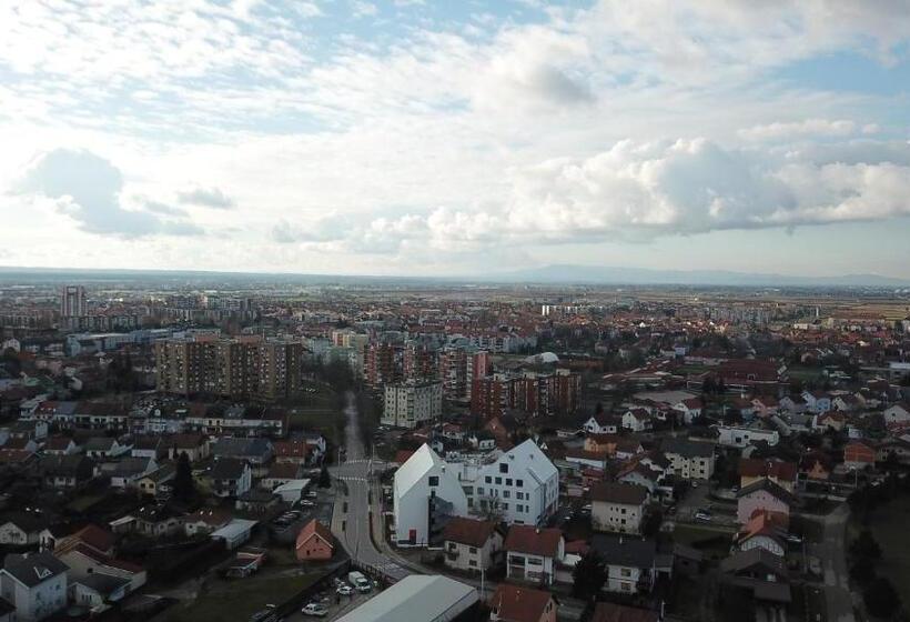 فندق Garden Hill