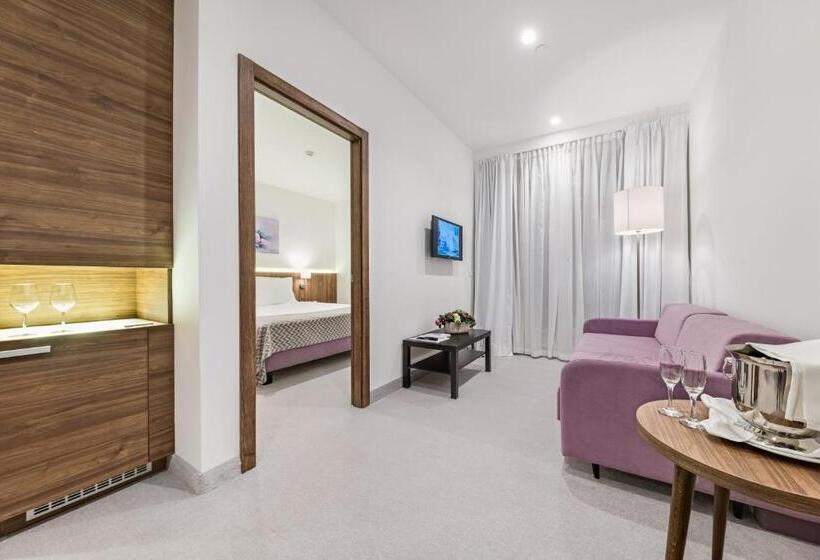 فندق Garden Hill