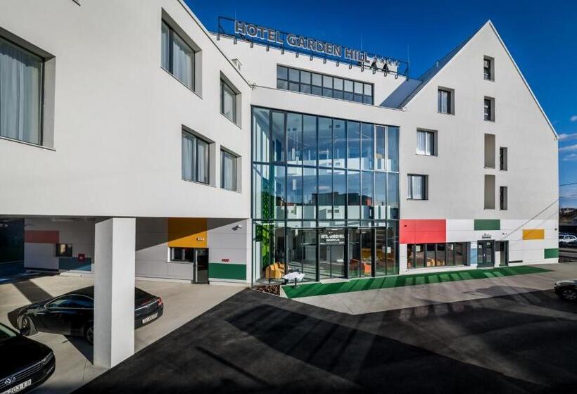 בית מלון כפרי Garden Hill