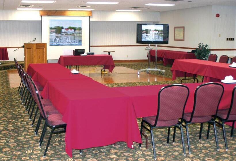 فندق The Glen House Resort