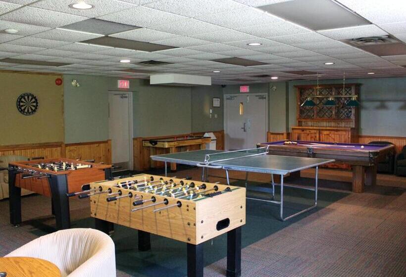 فندق The Glen House Resort