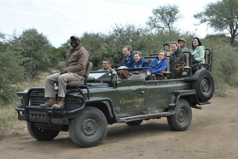 Отель Gomo Gomo Game Lodge