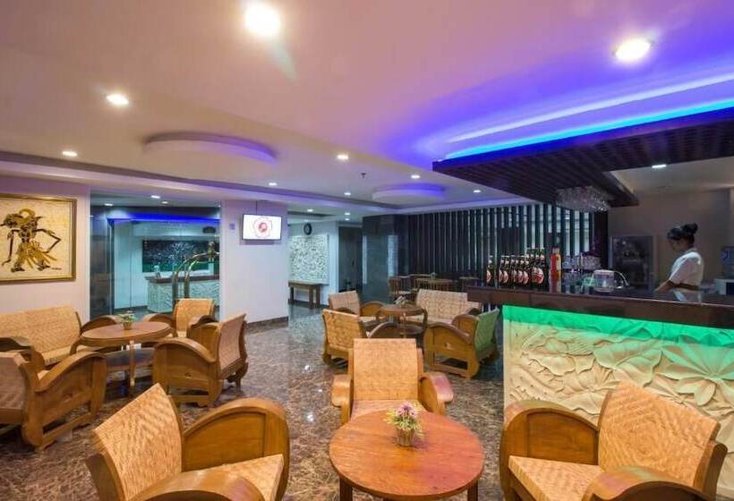 فندق Grand Puri Saron Yogyakarta