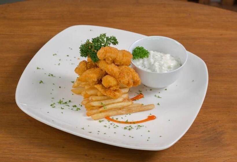 فندق Grand Puri Saron Yogyakarta