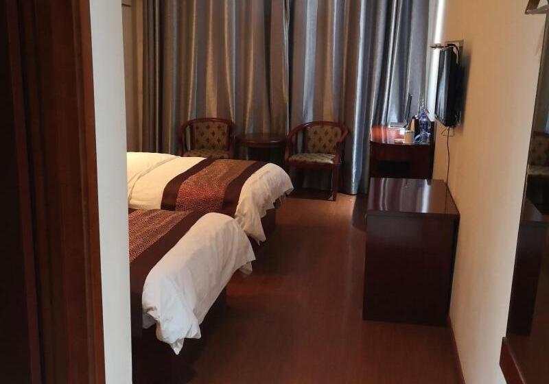 호텔 Greentree Inn Anhui Luan Huoqiu Jianxing Road Express