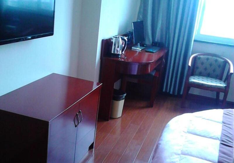 호텔 Greentree Inn Anhui Luan Huoqiu Jianxing Road Express