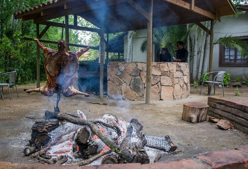 בית מלון כפרי Hacienda Histórica Marchigüe
