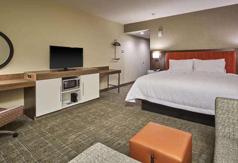 فندق Hampton Inn & Suites Roseburg