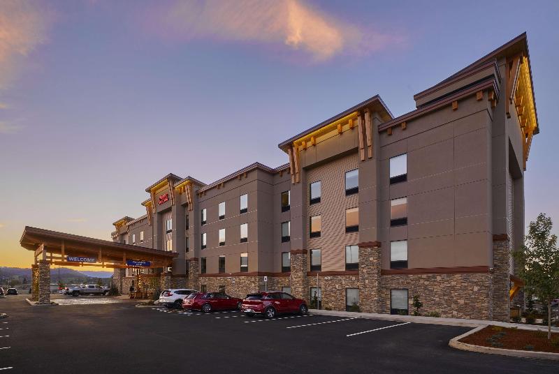 فندق Hampton Inn & Suites Roseburg