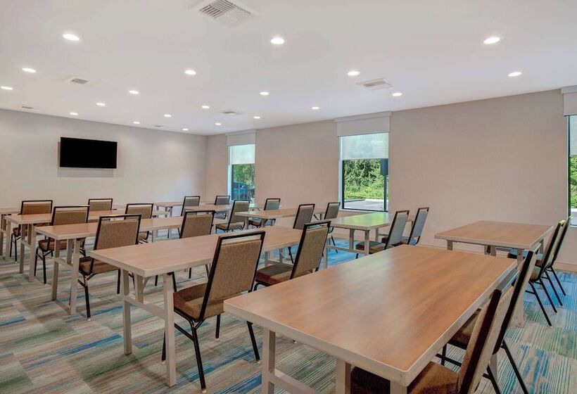 فندق Home2 Suites By Hilton Suites Marysville