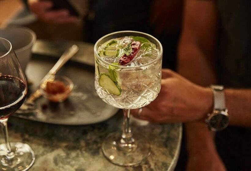 酒店 Hôtel Escad Quartier Dix30