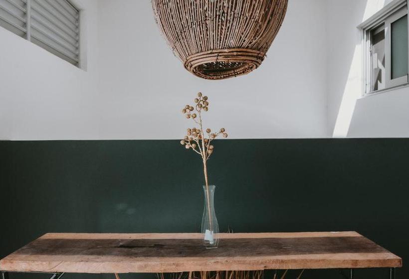 호텔 Kalma Casa Mora