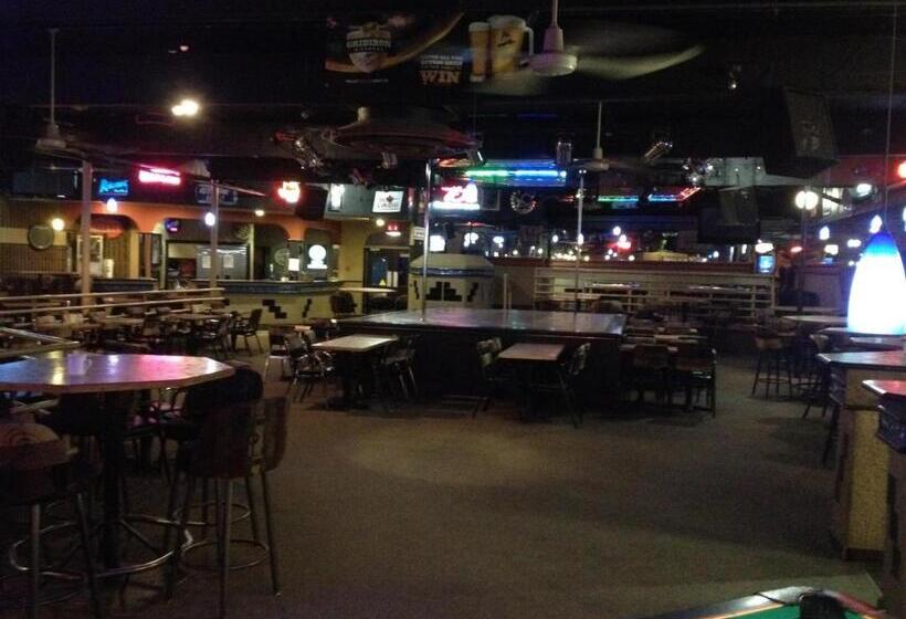 فندق Keystone Motor Inn