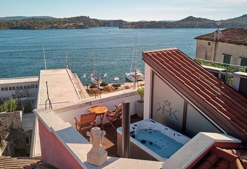 酒店 King Kresimir Heritage