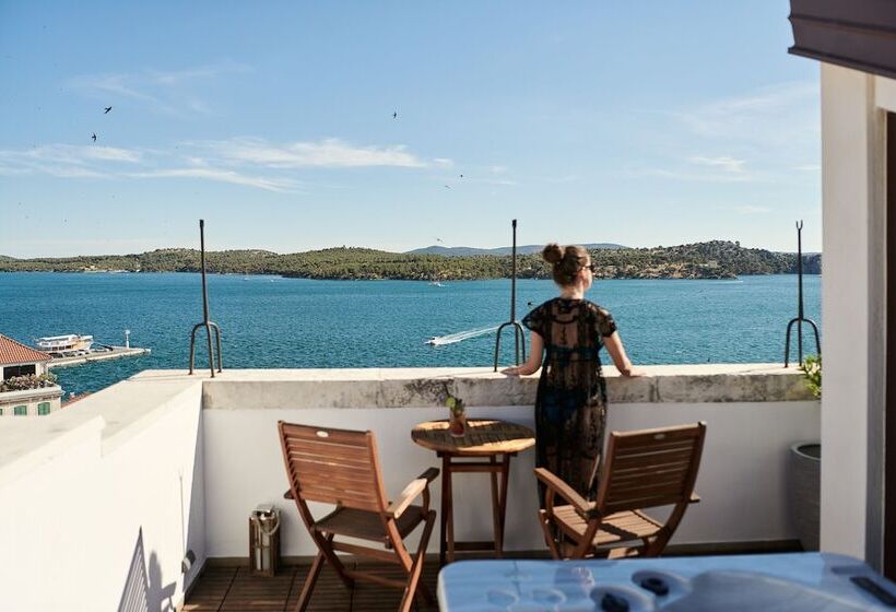 酒店 King Kresimir Heritage