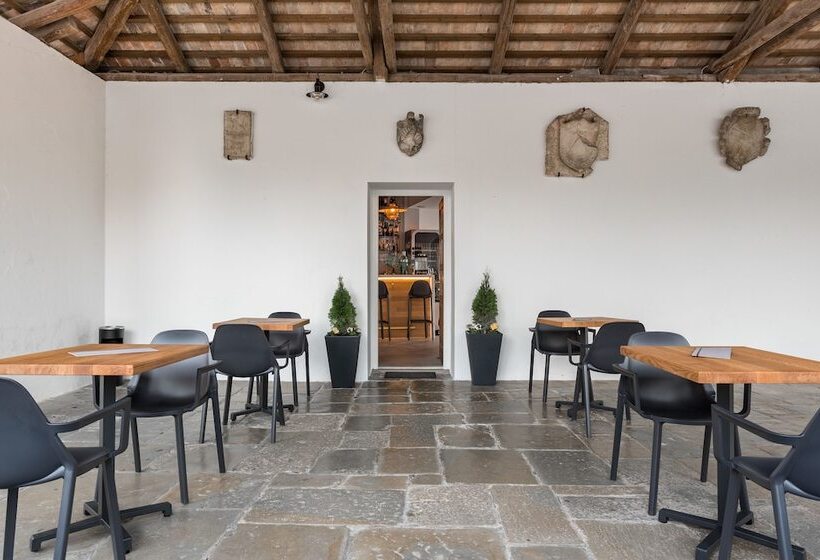 Отель La Loggia