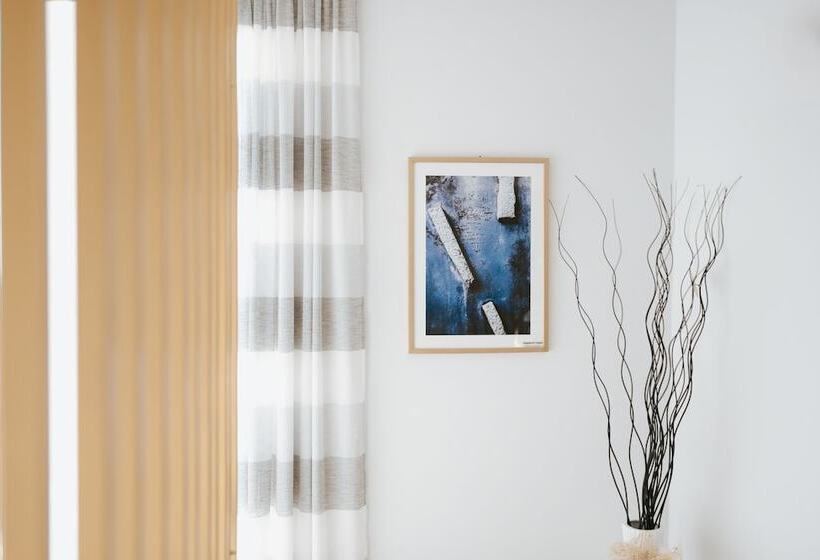 Отель La Loggia