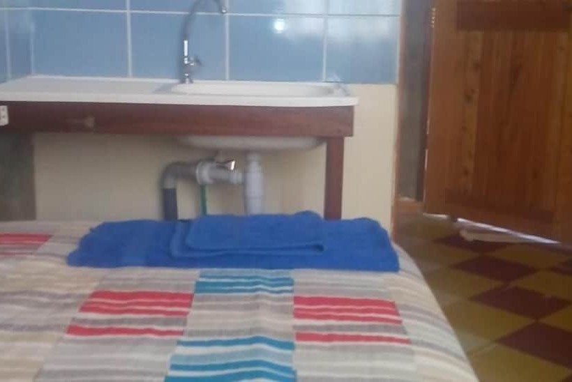 Отель Oloolua Resort & Campground