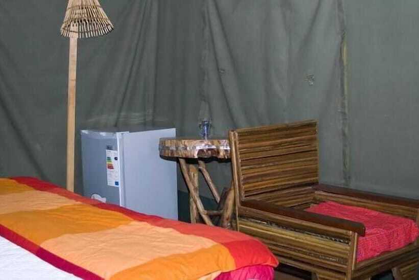 Отель Oloolua Resort & Campground