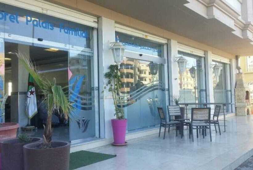 هتل Palais Familial