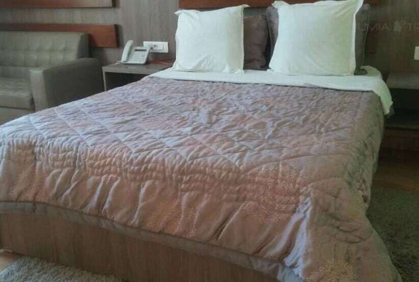 هتل Palais Familial