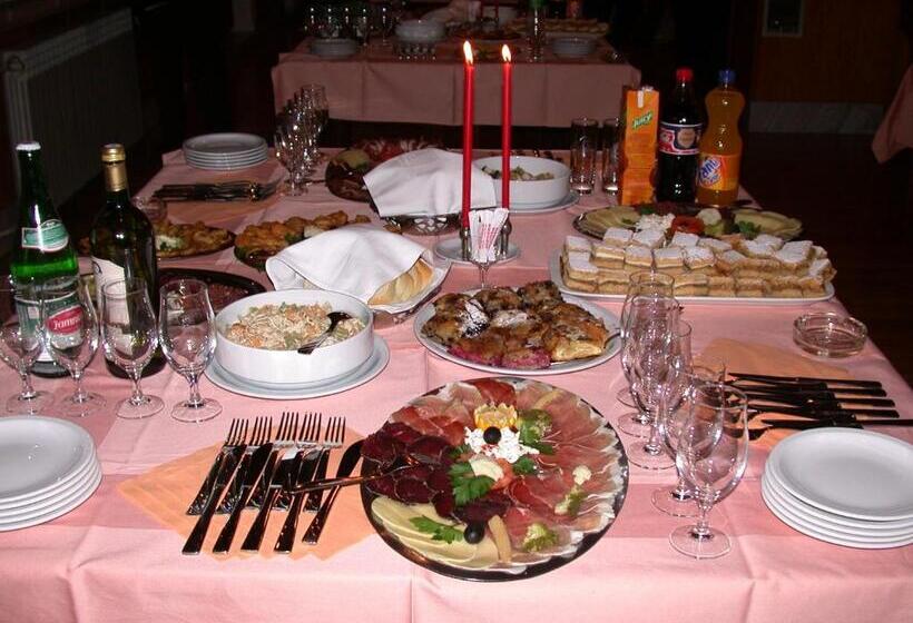 فندق Pansion I Restoran Bijela Ruža