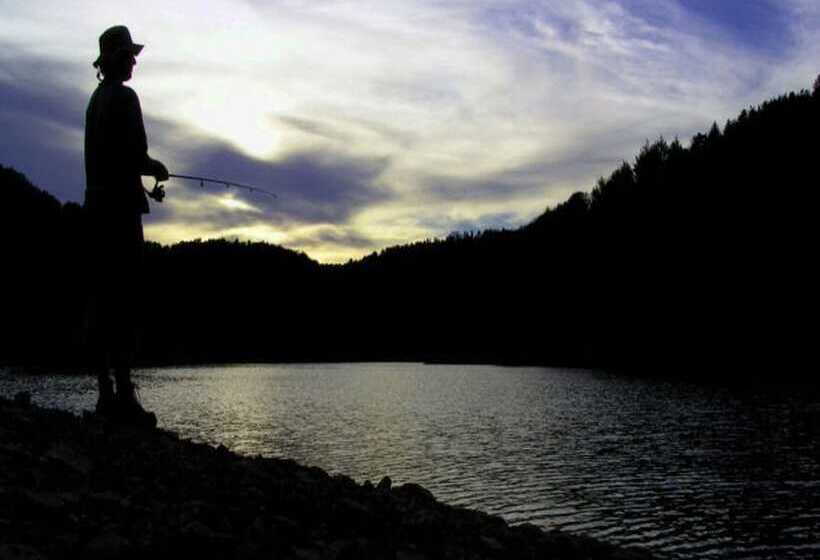 בית מלון כפרי Pansion I Restoran Bijela Ruža