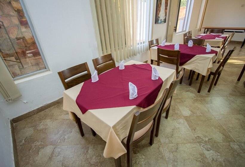 هتل Pearl On The Nile