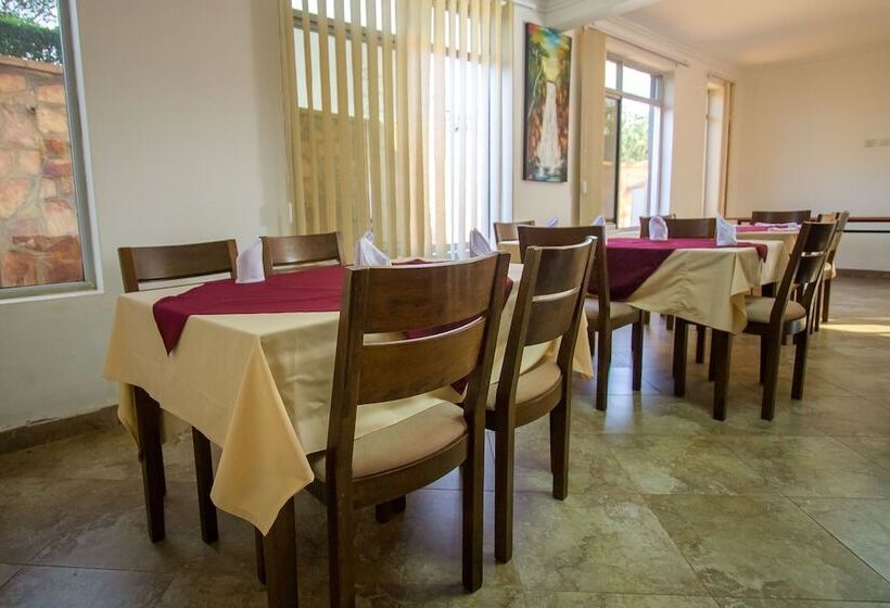 هتل Pearl On The Nile