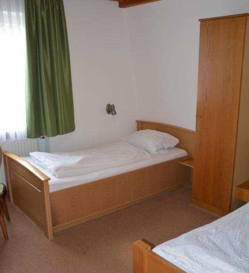 Отель Pension Hofmann Schmölzer