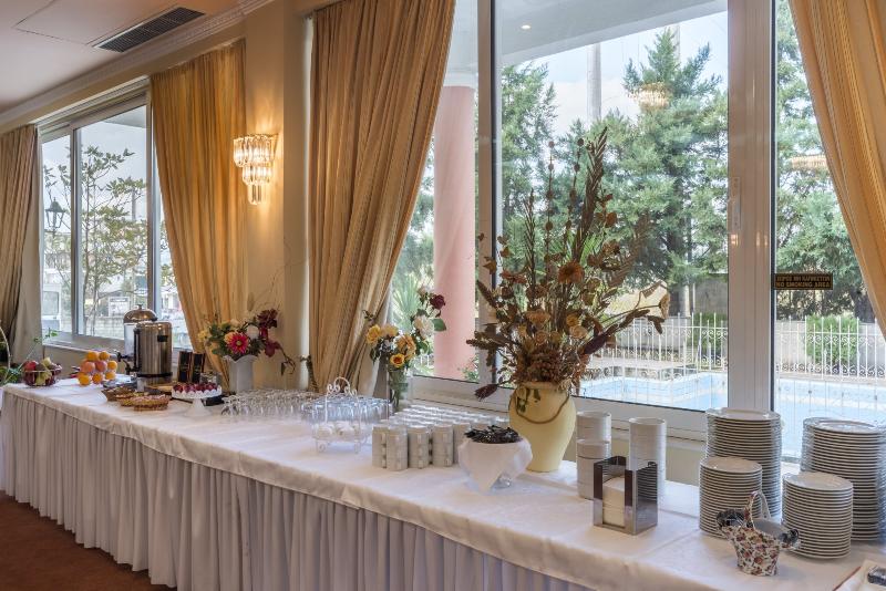 ホテル Philippos Livadeia