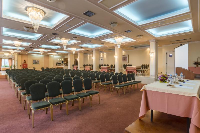 ホテル Philippos Livadeia