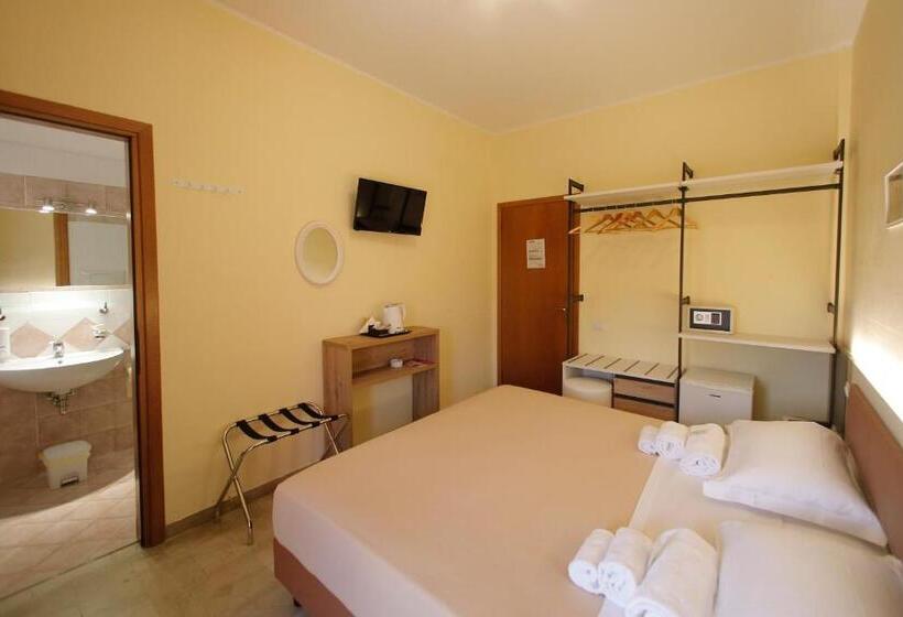 Отель Primavera