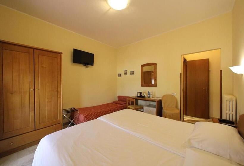 Отель Primavera