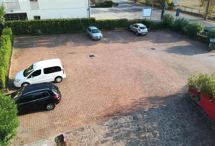 Отель Primavera