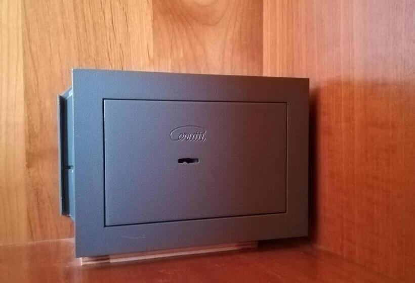 Отель Primavera