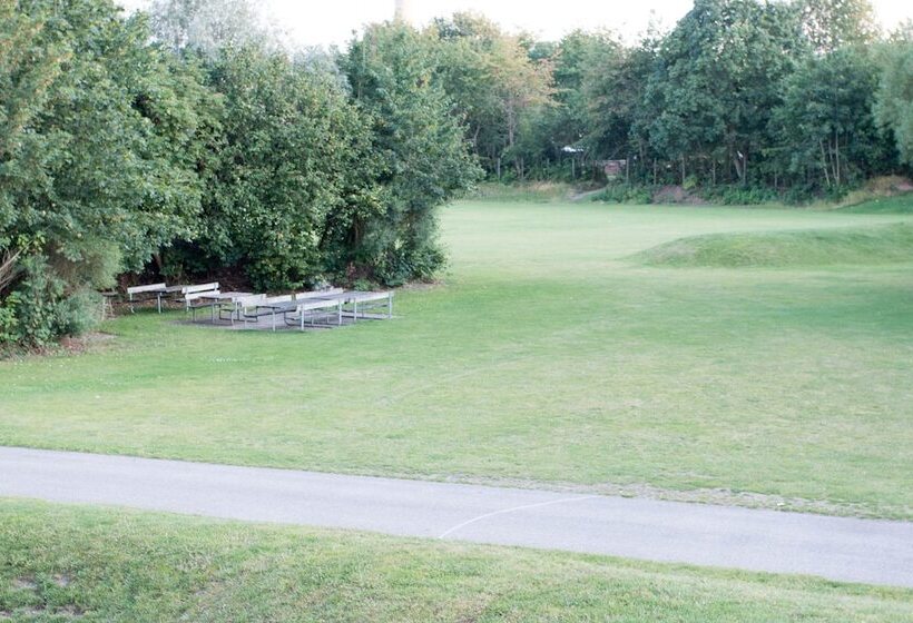 فندق Pulzion Sports