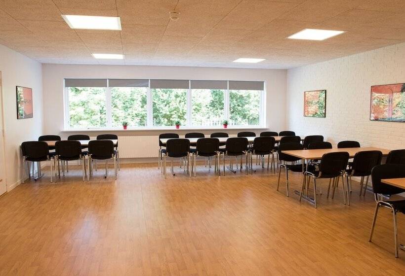 ホテル Pulzion   Sports